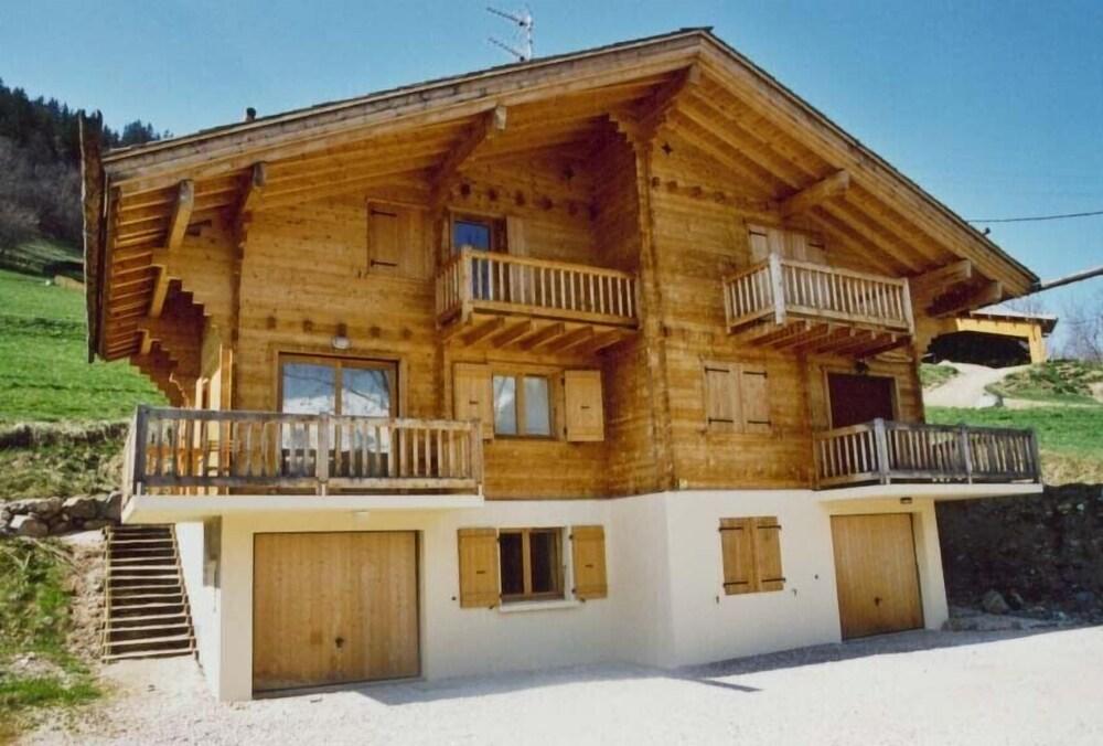 Chalet In French Alps Beautiful, Quiet Location - Languedoc-Roussillon - Le Born visuel 1/5 Chalet In French Alps Beautiful, Quiet Location - Languedoc-Roussillon - Le Born visuel 1/5