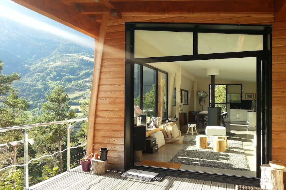 Chalet Contemporain Ubaye Provence-Alpes-Côte d'Azur - Méolans visuel 3/5 Chalet Contemporain Ubaye Provence-Alpes-Côte d'Azur - Méolans visuel 3/5