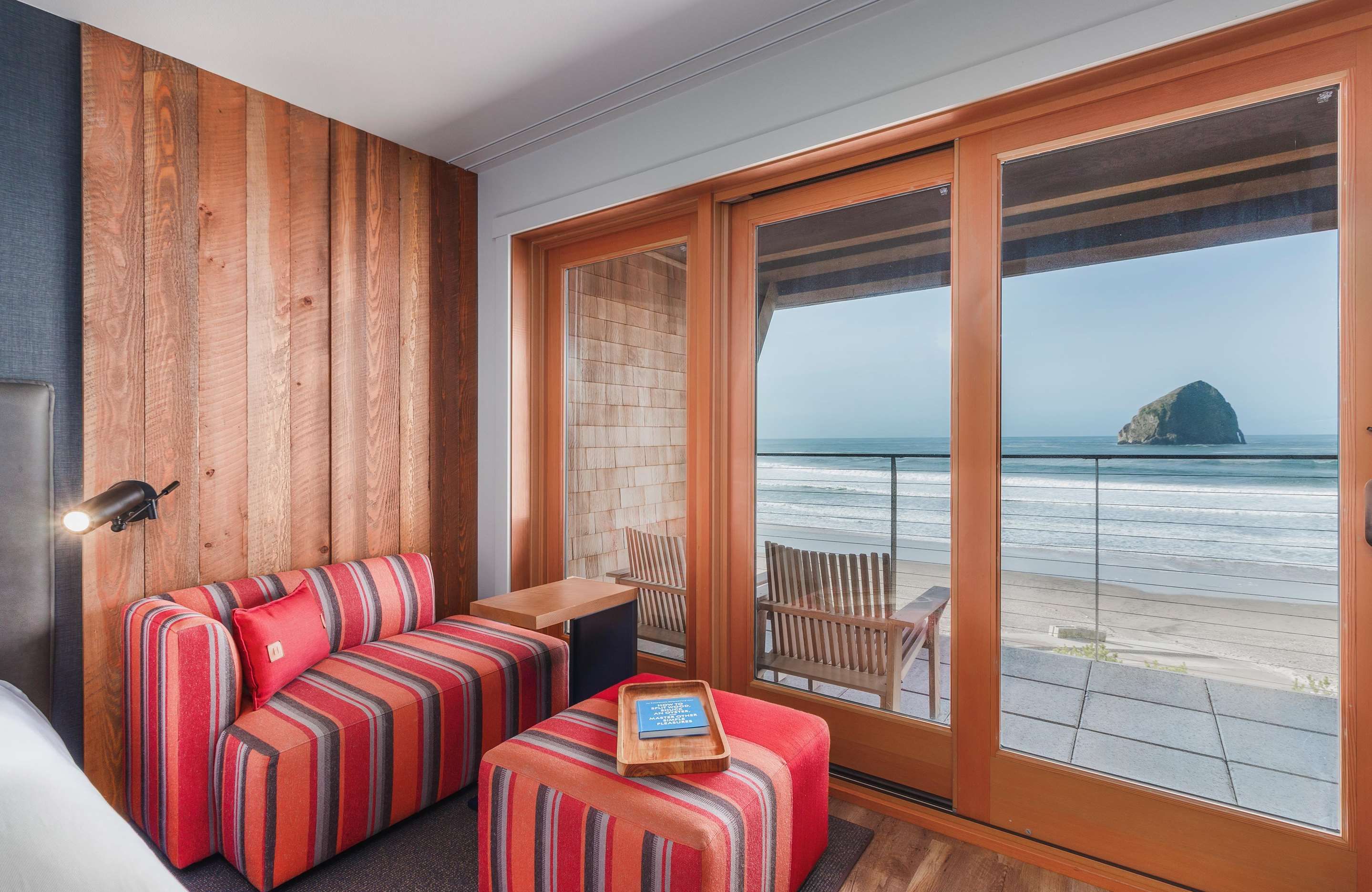 Headlands Coastal Lodge & Spa