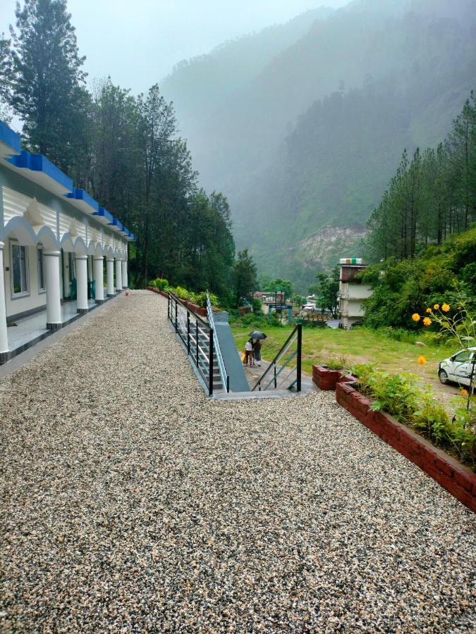 Hotel Hbh Himalaya's Beautiful Hills