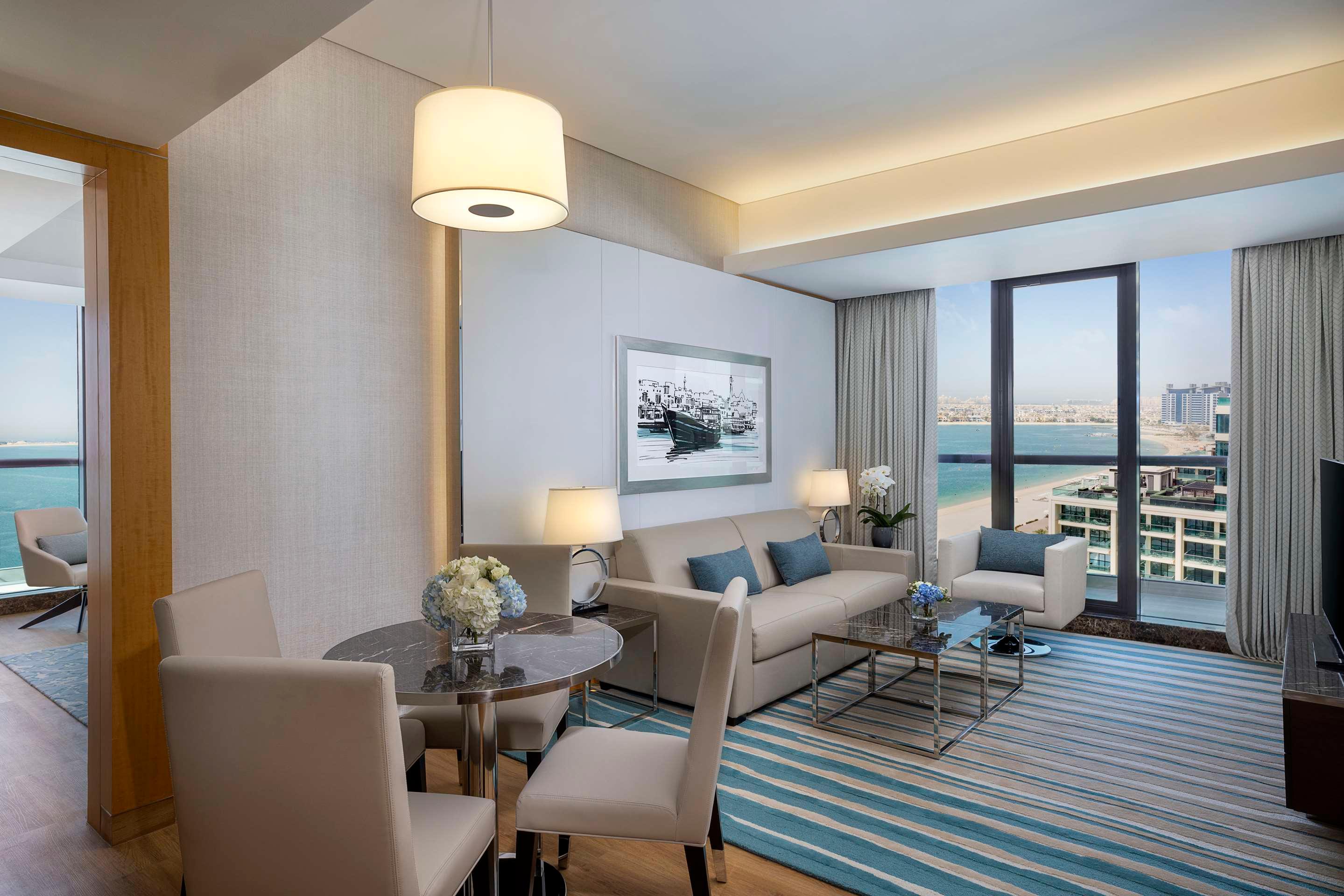 ice-8521867-111246589-335993 Hilton Dubai Palm Jumeirah