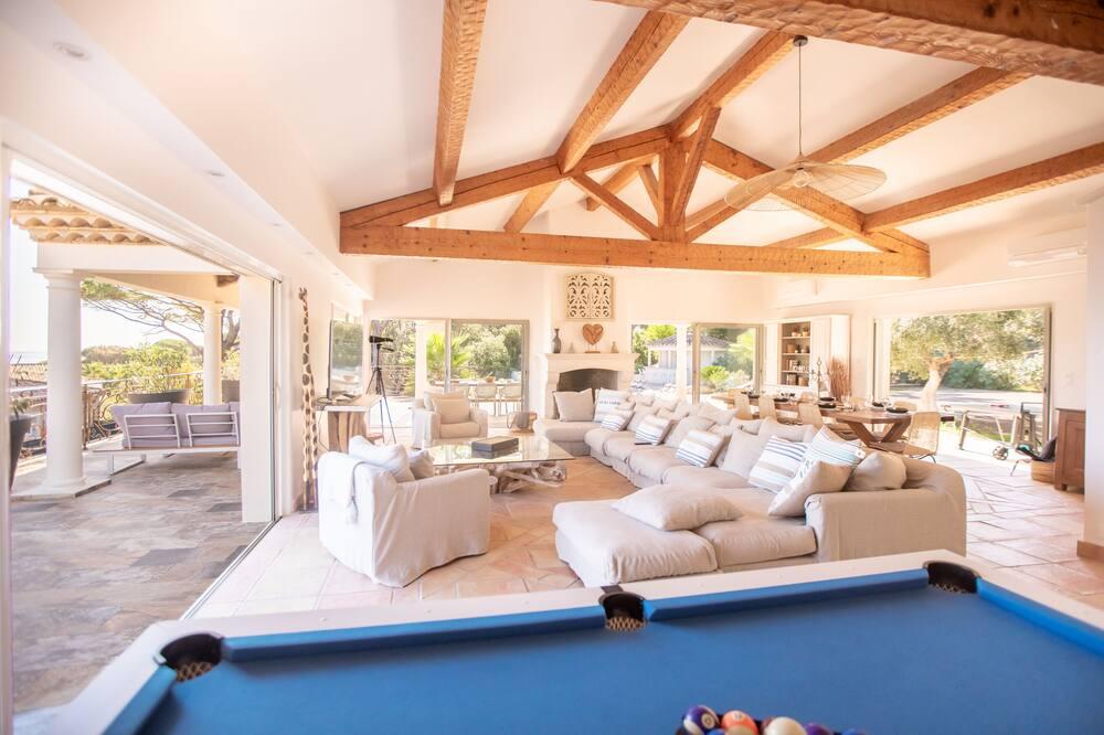 Magnifique Villa à 100 m plage climatisation Vue mer exceptionnelle Provence-Alpes-Côte d'Azur - Sainte-Maxime visuel 5/5