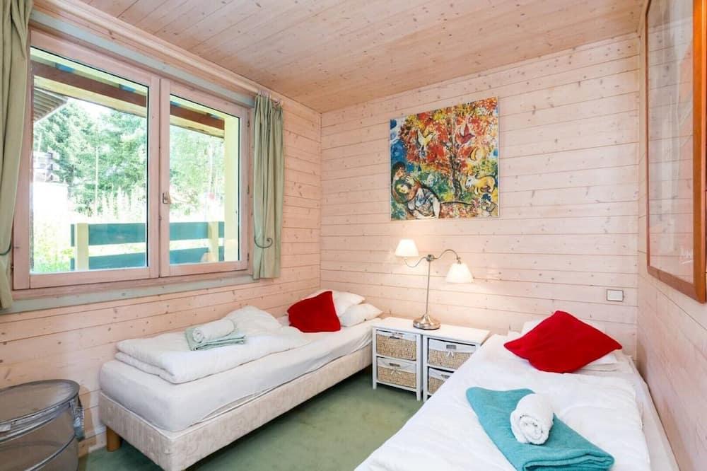 3 Bedroom Chalet Sunshine, Superb (New) Rhône-Alpes - Chamonix-Mont-Blanc visuel 1/5 3 Bedroom Chalet Sunshine, Superb (New) Rhône-Alpes - Chamonix-Mont-Blanc visuel 1/5