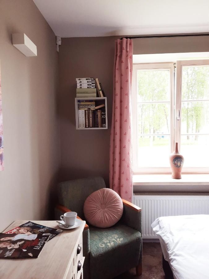 Lake & Library boutique Hotel