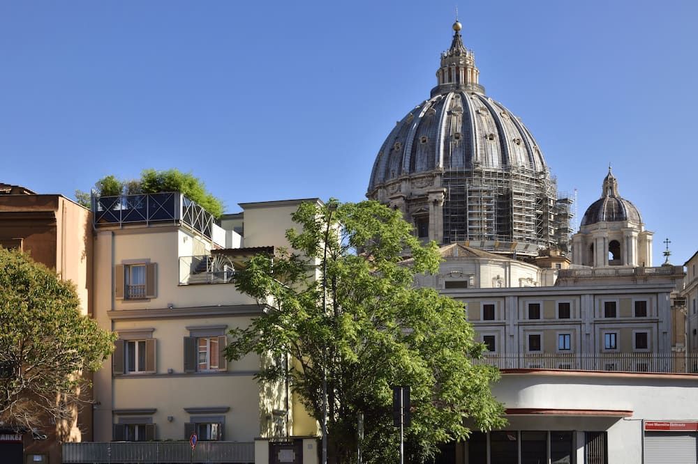 Elle Boutique Hotel