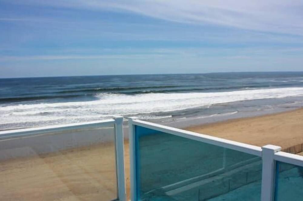 Blue - Inn On The Beach