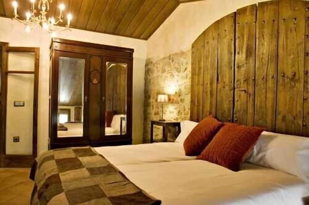 Masia Laveña Very Comfortable And Traditional House - Lérida - Solsona visuel 3/5 Masia Laveña Very Comfortable And Traditional House - Lérida - Solsona visuel 3/5