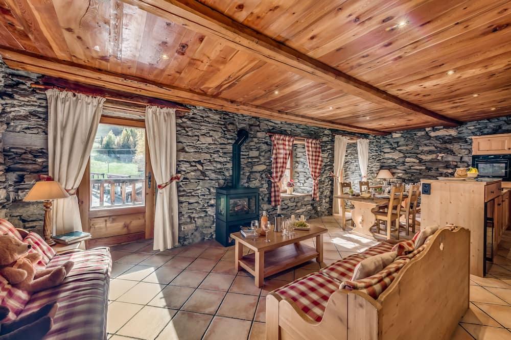 Semi-detached chalet 16 people 7 bedrooms, ski in / ski out Tignes les Brévières Rhône-Alpes - Tignes visuel 4/5 Semi-detached chalet 16 people 7 bedrooms, ski in / ski out Tignes les Brévières Rhône-Alpes - Tignes visuel 4/5