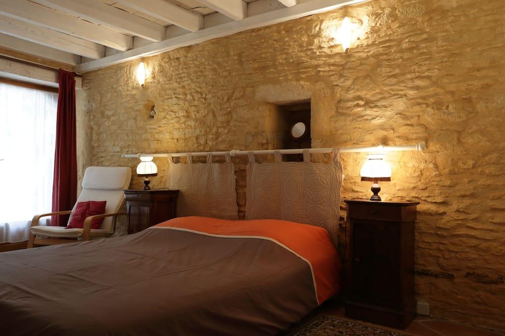 Restored farmhouse from the 17th century with swimming pool and beautiful views Aquitaine - Saint-Amand-de-Coly visuel 1/5 Restored farmhouse from the 17th century with swimming pool and beautiful views Aquitaine - Saint-Amand-de-Coly visuel 1/5