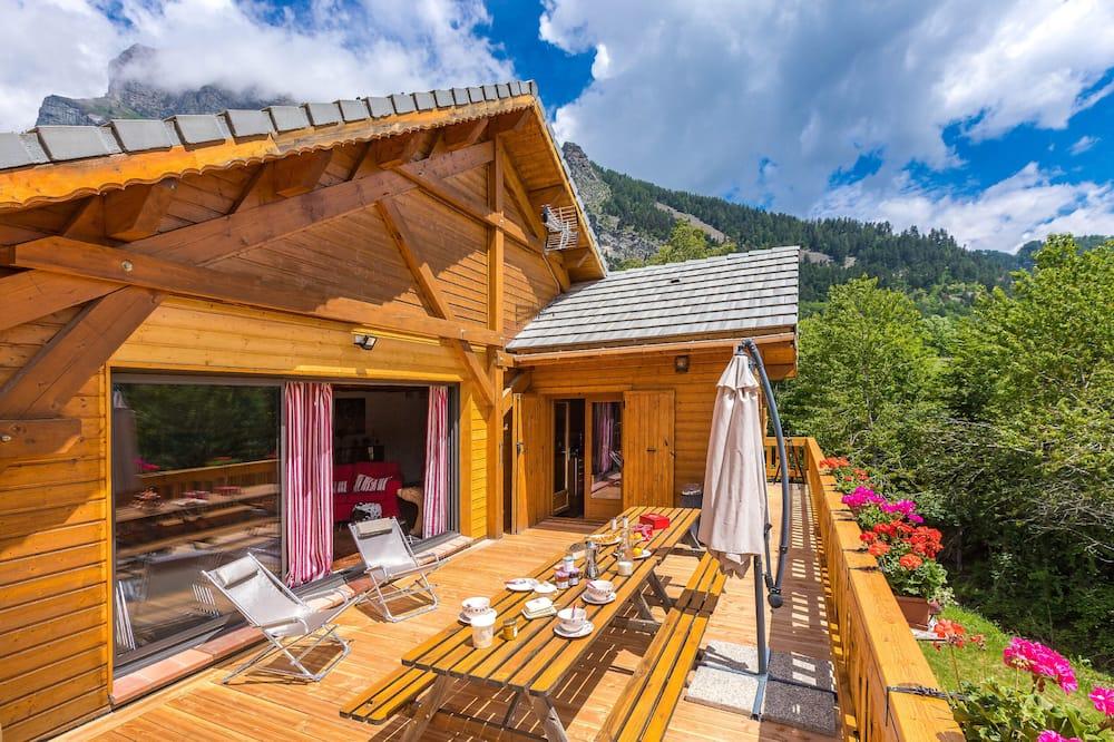 Chalet Saint-Jean/Saint-Nicolashouse With Character - Provence-Alpes-Côte d'Azur - Saint-Jean-Saint-Nicolas visuel 3/5 Chalet Saint-Jean/Saint-Nicolashouse With Character - Provence-Alpes-Côte d'Azur - Saint-Jean-Saint-Nicolas visuel 3/5
