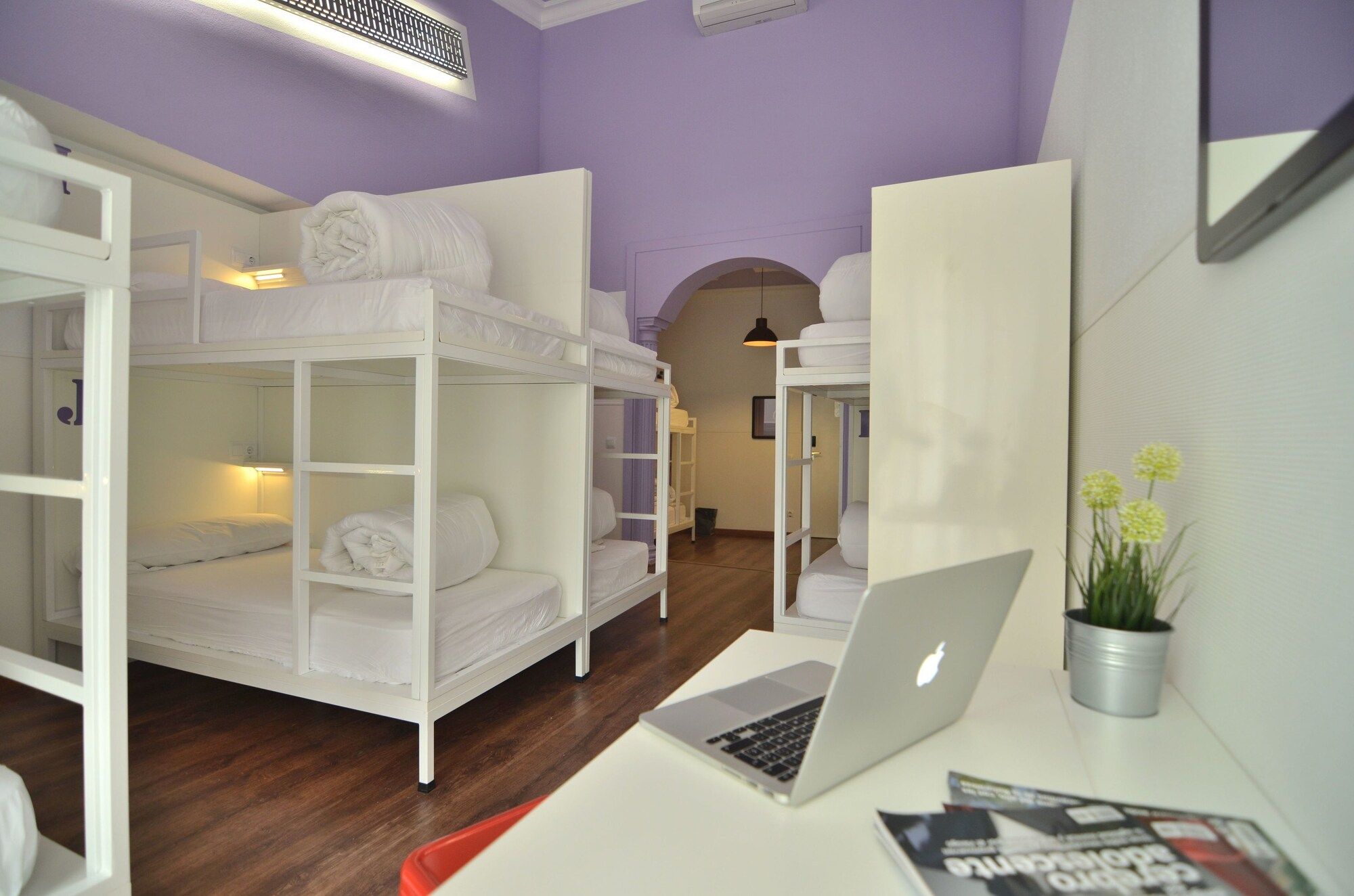 Far Home Atocha in Madrid, Spain from €10: Deals, Reviews, Photos | momondo