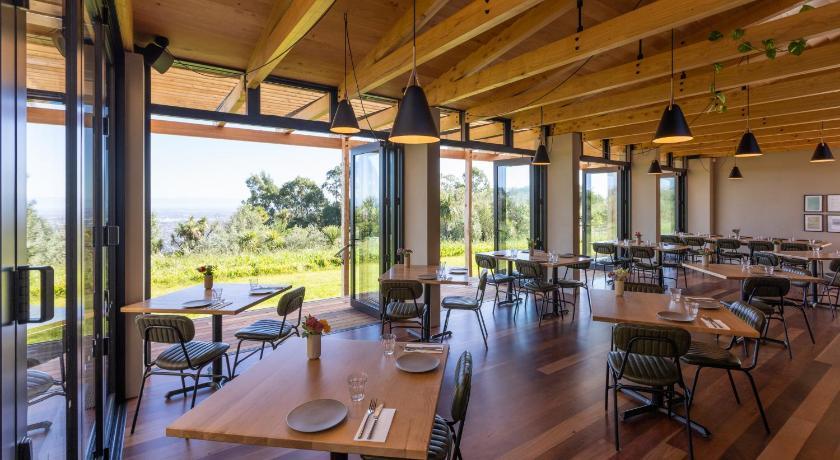 Tussock Hill Vineyard Retreats