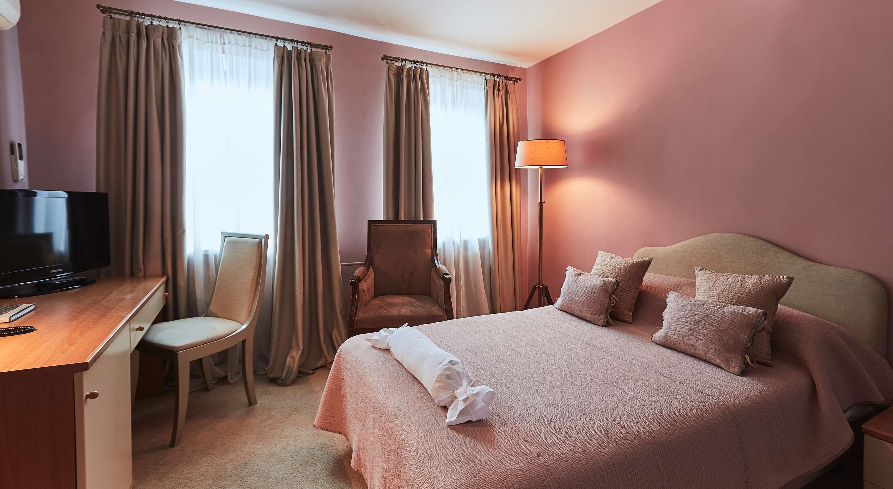 Vozdvyzhensky Boutique Hotel