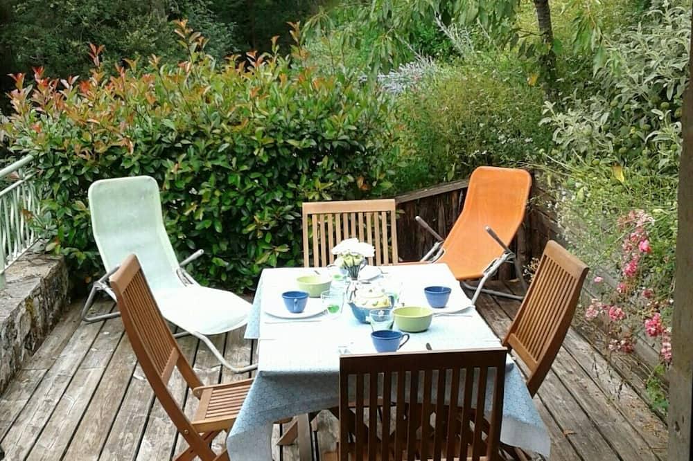 Holiday Accommodation In The South West Of France In Midi-Pyrenees Midi-Pyrénées - Najac visuel 3/5 Holiday Accommodation In The South West Of France In Midi-Pyrenees Midi-Pyrénées - Najac visuel 3/5