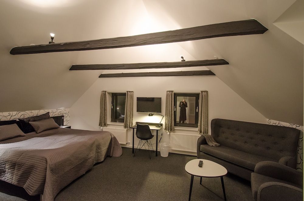 hotel photo