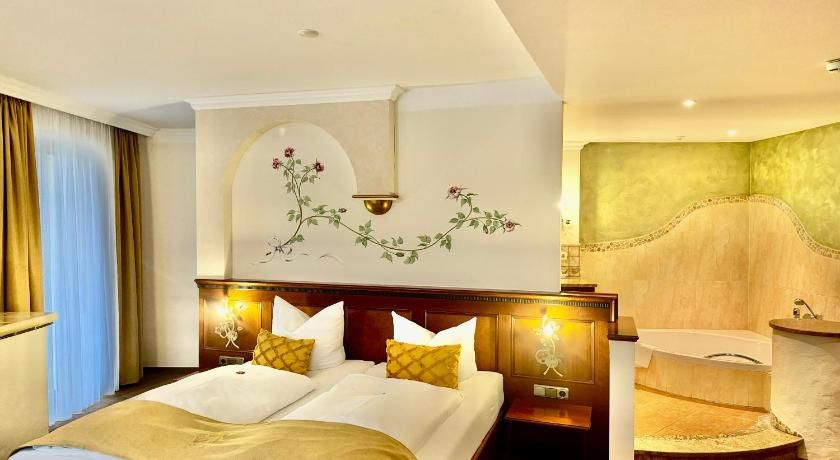 Kristall- & Vitalhotel Bergknappenhof