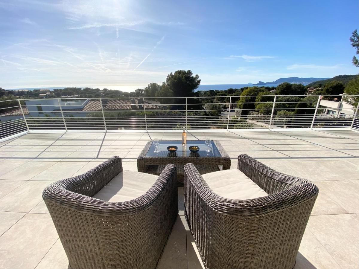 Villa d'exception piscine privée et vue mer Provence-Alpes-Côte d'Azur - Saint-Cyr-sur-Mer visuel 3/5 Villa d'exception piscine privée et vue mer Provence-Alpes-Côte d'Azur - Saint-Cyr-sur-Mer visuel 3/5