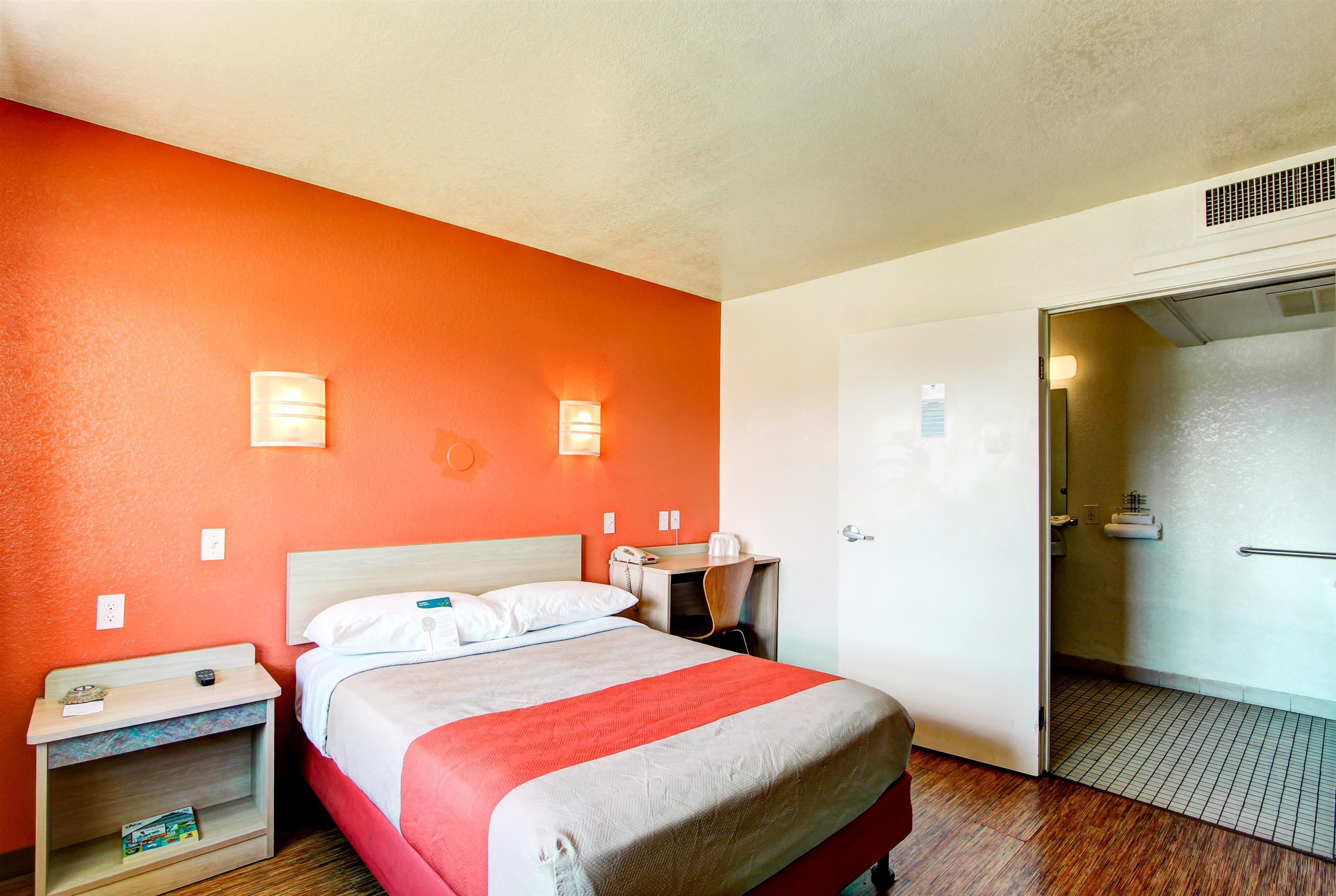 Moteles en Denver desde $75/noche - KAYAK