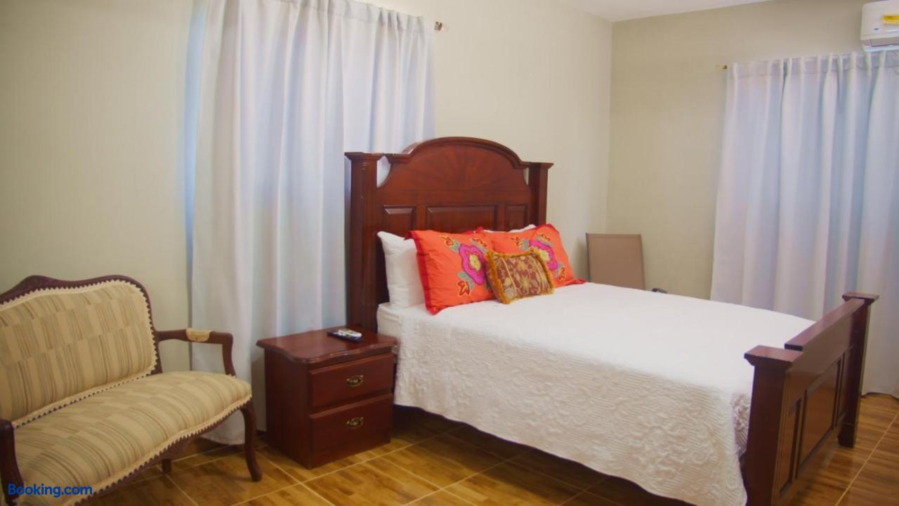 booking-1071008840-595565730-900762 Aparta Hotel Esa Buya