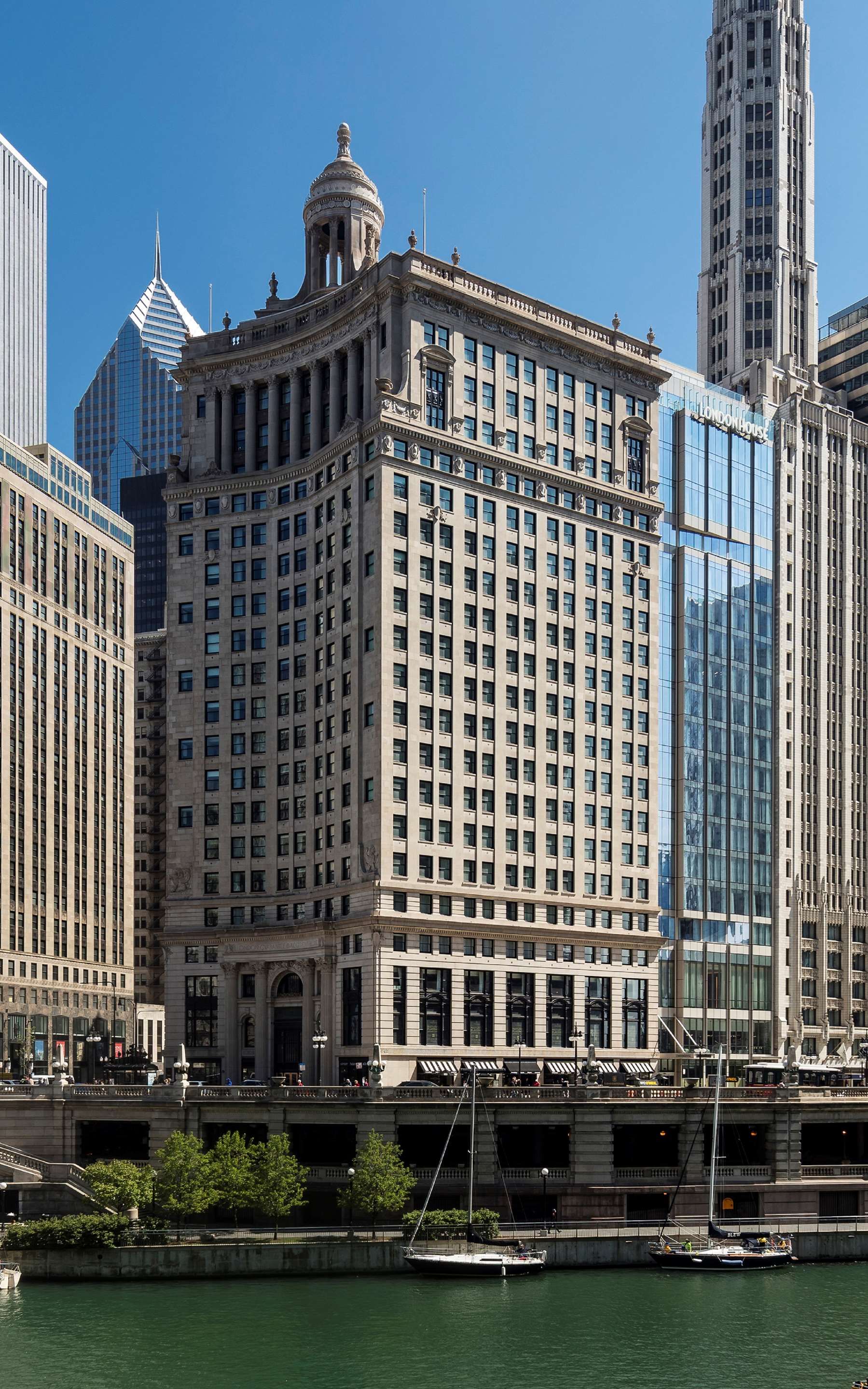 LondonHouse Chicago, Curio Collection by Hilton