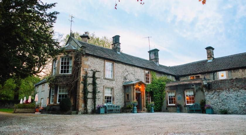Rafters at Riverside House Hotel