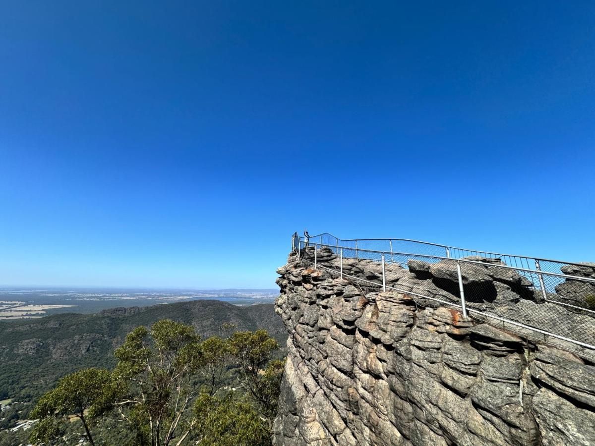 Halls Gap Log Cabins