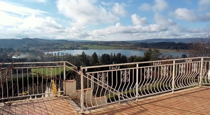 Vaste villa en position dominante superbe vue lacs Franche Comté - Clairvaux-les-Lacs visuel 4/5 Vaste villa en position dominante superbe vue lacs Franche Comté - Clairvaux-les-Lacs visuel 4/5
