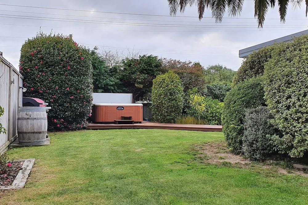 expedia_group-407924-151734845-630022 De Vine Martinborough 14 Cologne Street