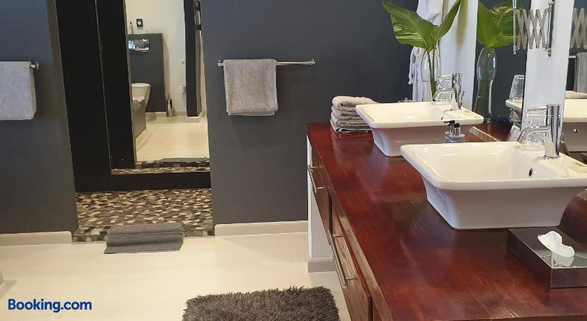 booking-15196-219427712 De Kloof Luxury Estate