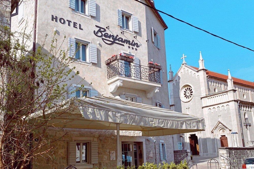 Benjamin Hotel