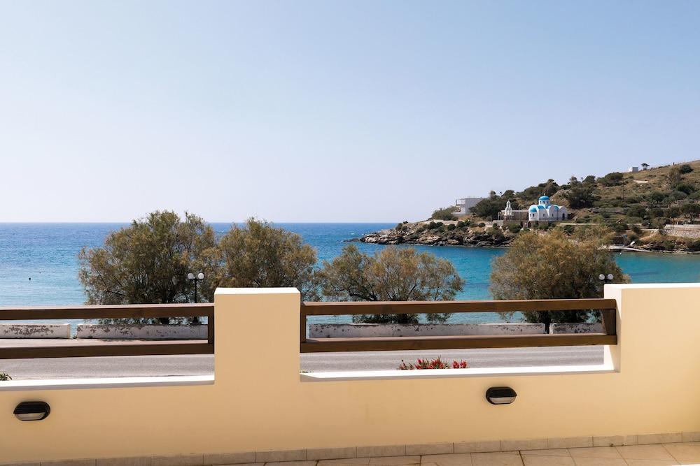 sembo-3788326-14b0b2-294160 Syra Bay