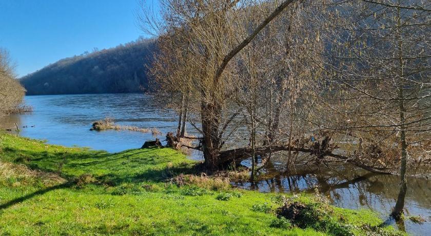 Le Chalet de la Dordogne Aquitaine - Badefols-sur-Dordogne visuel 5/5 Le Chalet de la Dordogne Aquitaine - Badefols-sur-Dordogne visuel 5/5