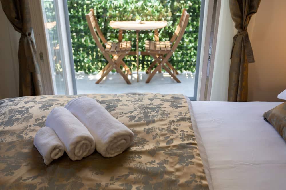 expedia_group-1070906935-ff219a-850615 Luxury Rooms Fetivi