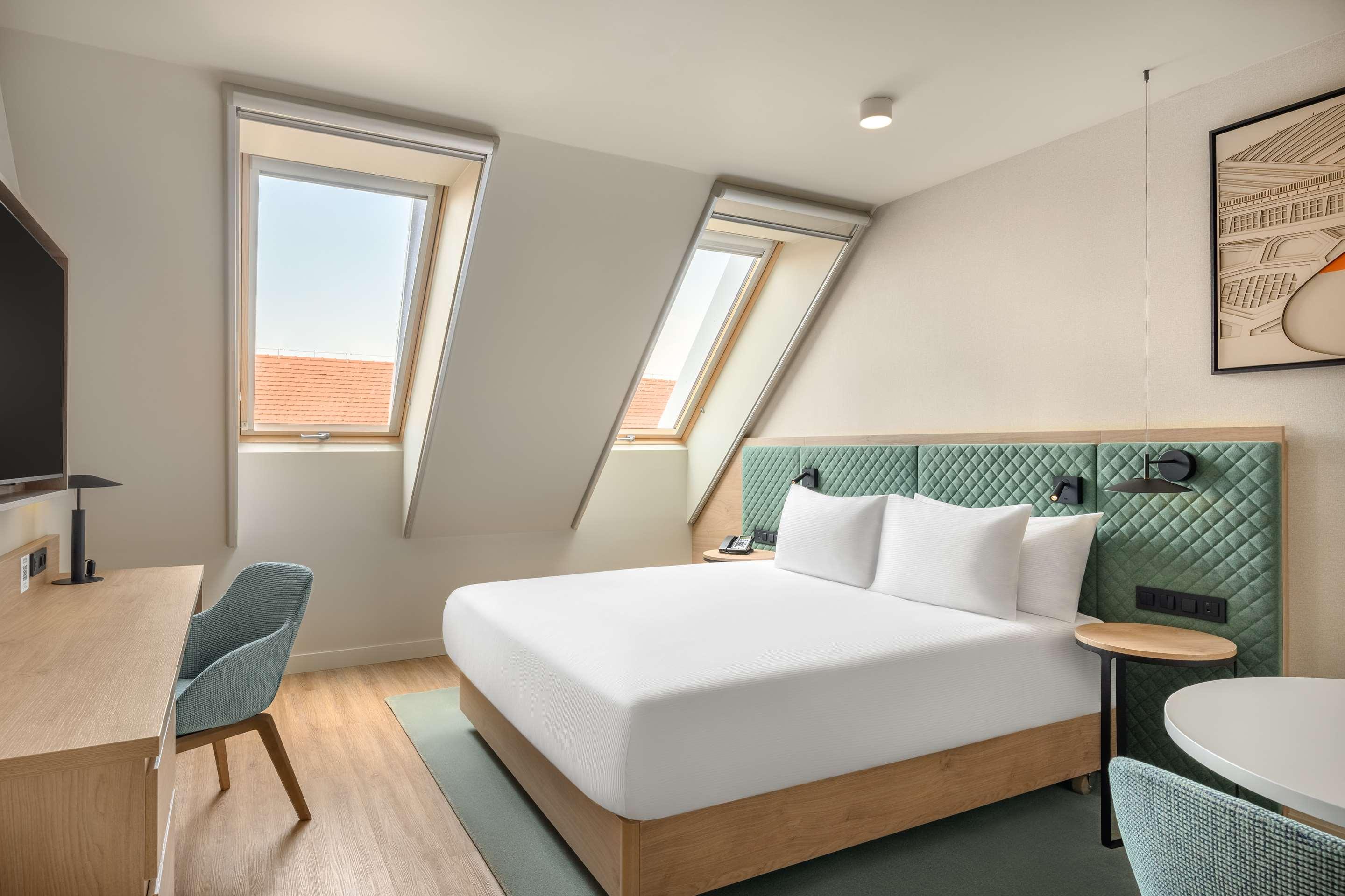 ice-1070826323-121760914-281182 Hilton Garden Inn Debrecen City Center