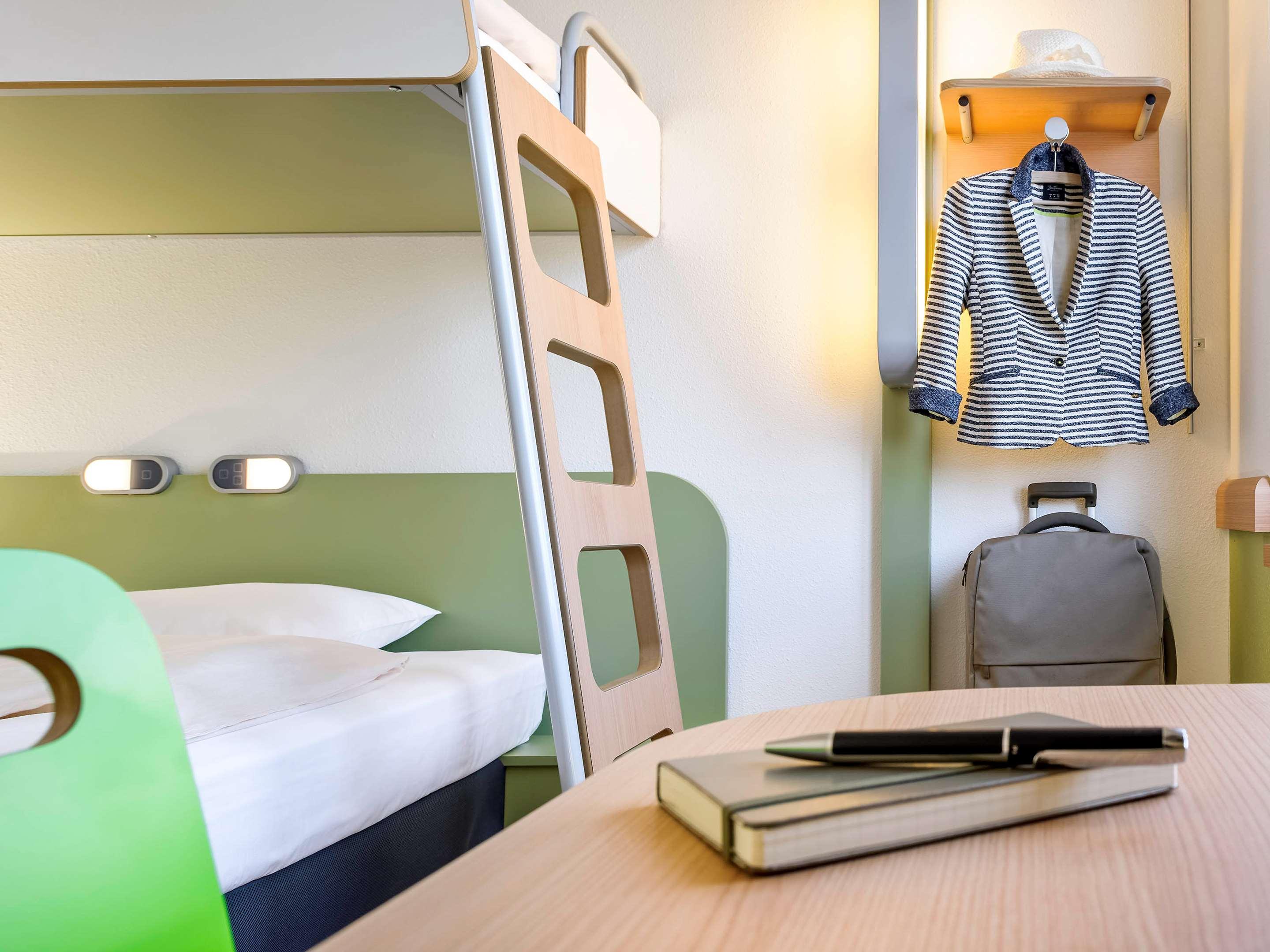 ibis budget Nice Aéroport Promenade des Anglais à partir de 45 €. Hôtels à Nice KAYAK ibis budget Nice Aéroport Promenade des Anglais à partir de 45 €. Hôtels à Nice KAYAK