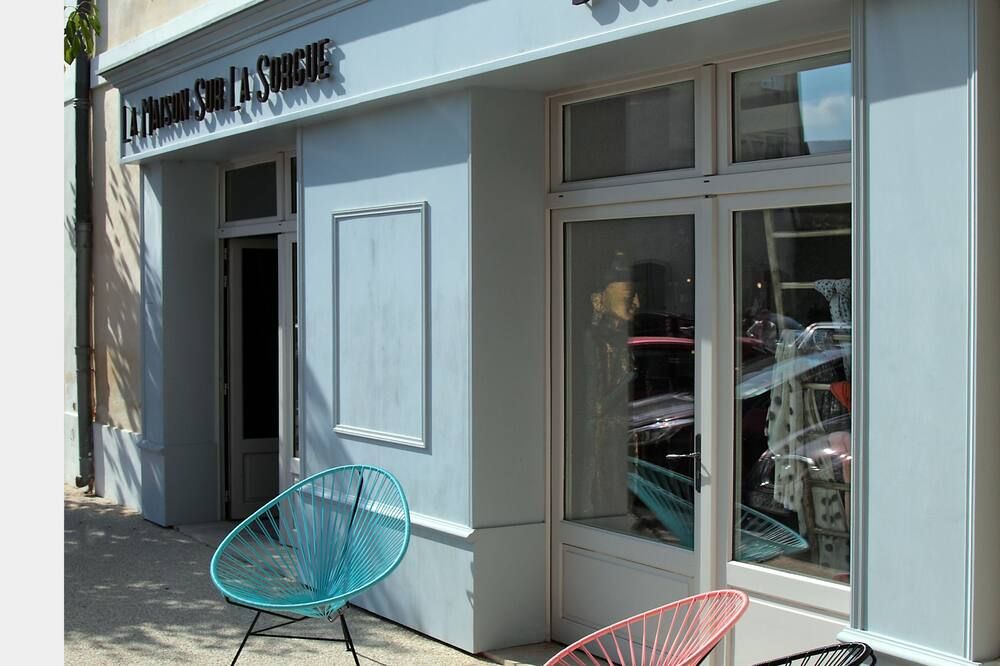 La Maison Sur La Sorgue - Esprit de France