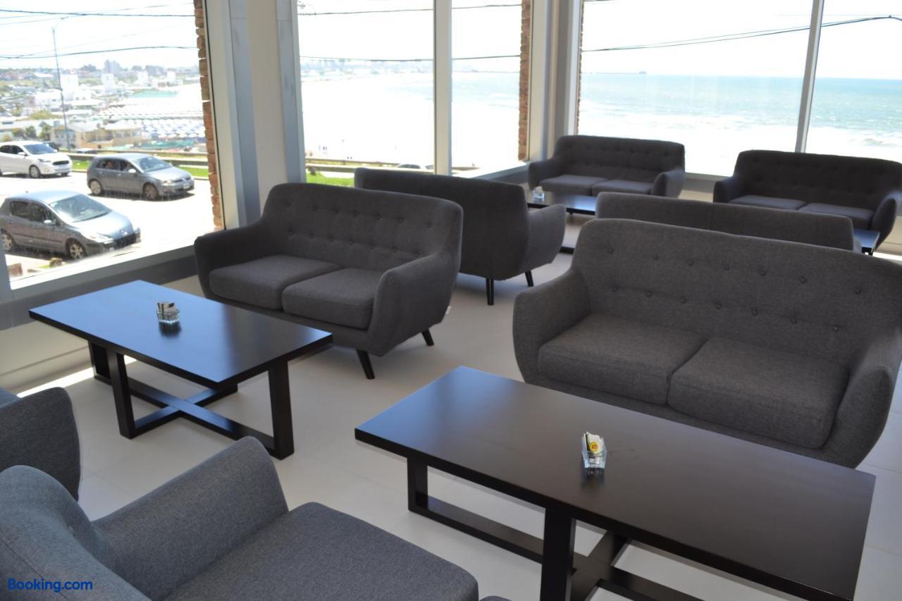 booking-4683235-176370359-496532 Hotel Oscar Lescano