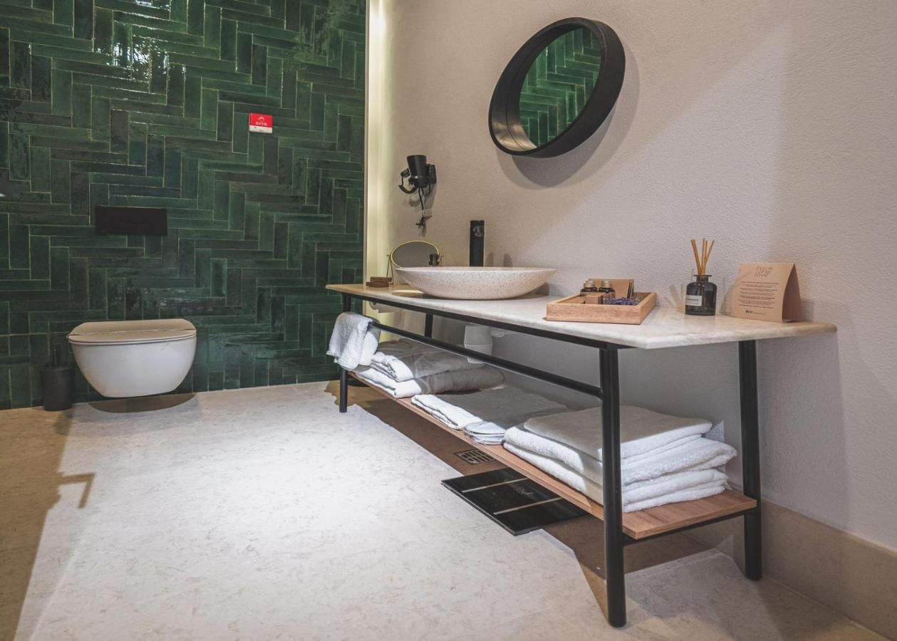 Hook Of Love - Le Mirage de la Mer