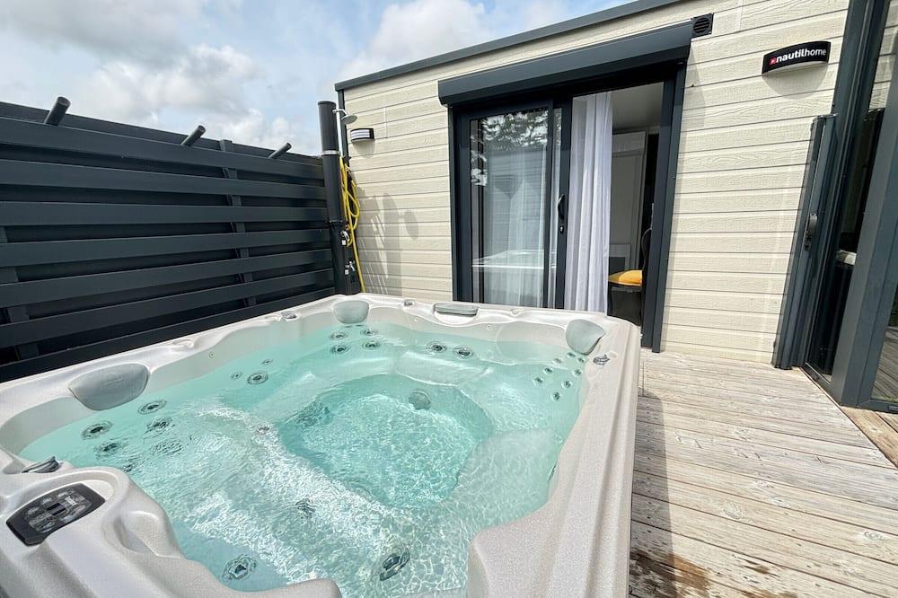 Cottage Luxe 3 Chambres, Jacuzzi, Piscine et Parking à 12 km des Sables d'Olonne FR-1-197-608 - Pays de Loire - Saint-Mathurin visuel 3/5 Cottage Luxe 3 Chambres, Jacuzzi, Piscine et Parking à 12 km des Sables d'Olonne FR-1-197-608 - Pays de Loire - Saint-Mathurin visuel 3/5