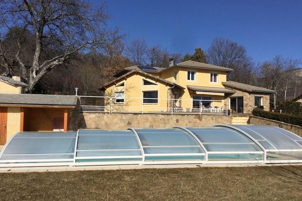 Bright and spacious villa. Swimming pool and play area. Unobstructed view of Gap Provence-Alpes-Côte d'Azur - Gap visuel 3/5 Bright and spacious villa. Swimming pool and play area. Unobstructed view of Gap Provence-Alpes-Côte d'Azur - Gap visuel 3/5