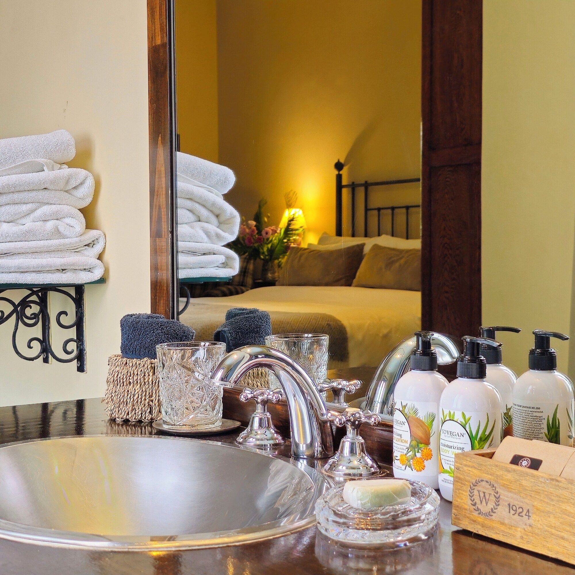 Be Jardin Escondido By Coppola