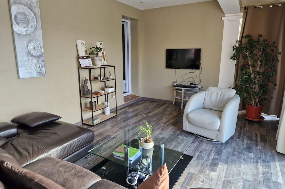 Villa plain pied avec piscine privée 8 personnes Provence-Alpes-Côte d'Azur - La Crau visuel 3/5 Villa plain pied avec piscine privée 8 personnes Provence-Alpes-Côte d'Azur - La Crau visuel 3/5