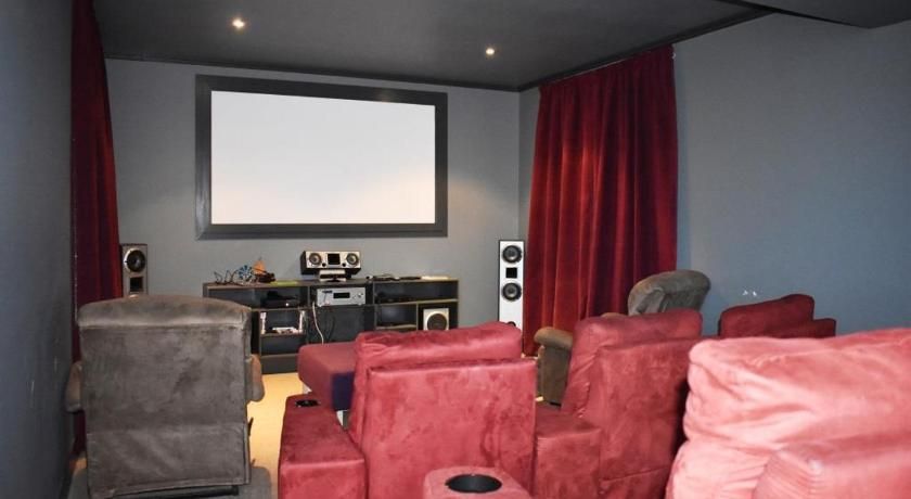 The Lakes - Kai Iwi Lakes Exclusive Retreat