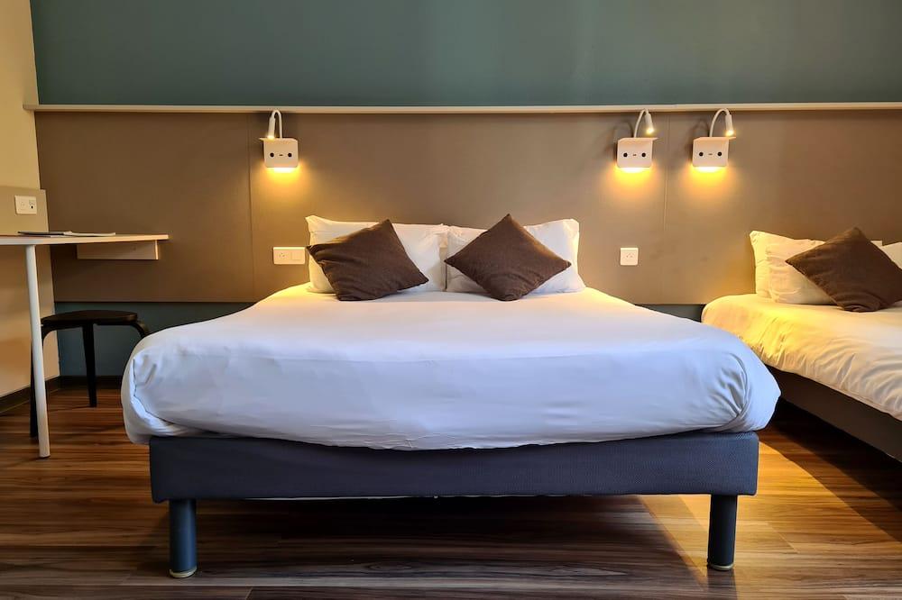 The Originals City Hôtel Marseille Aéroport Provence-Alpes-Côte d'Azur - Vitrolles visuel 2/5