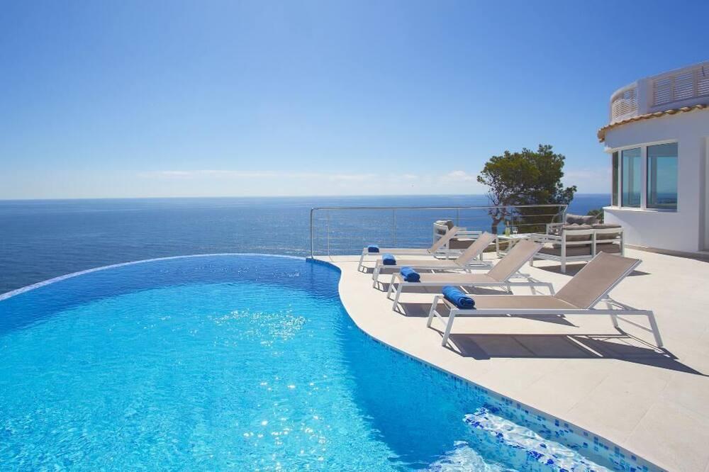 Modern and luxury holiday house in Javea, Costa Blanca, Spain with private pool for 8 persons Kust van Valencia - Javea visuel 4/5 Modern and luxury holiday house in Javea, Costa Blanca, Spain with private pool for 8 persons Kust van Valencia - Javea visuel 4/5