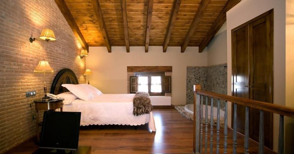 Posada Los Condestables Hotel & Spa