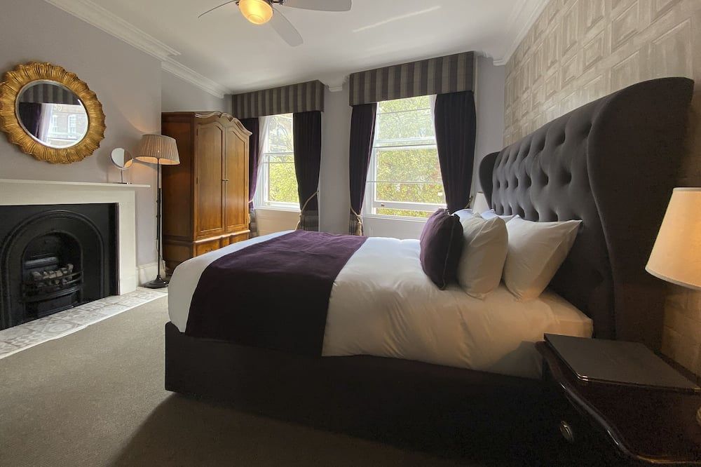 The Clerk & Well Pub & Rooms