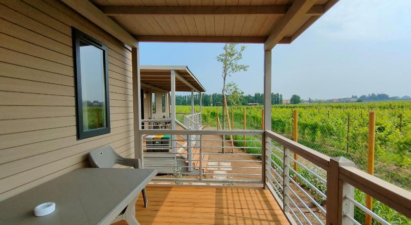 Garda Di Vino Agricamping & Wine Shop Lazise Lombardy - Pacengo visuel 1/5 Garda Di Vino Agricamping & Wine Shop Lazise Lombardy - Pacengo visuel 1/5