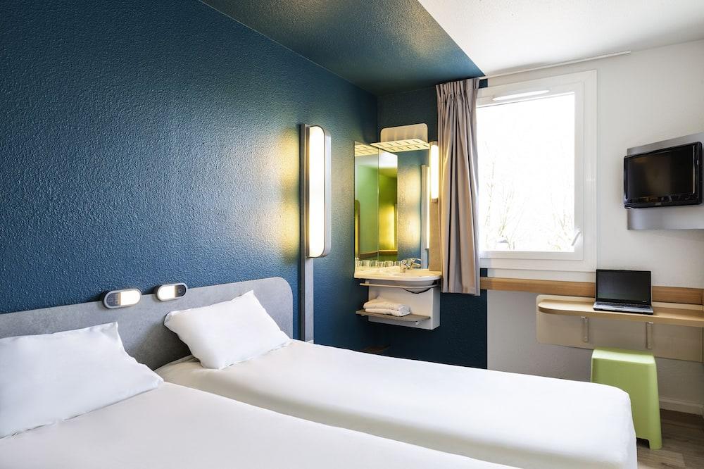 ibis budget Perpignan Nord Aquitaine - Rives visuel 1/5 ibis budget Perpignan Nord Aquitaine - Rives visuel 1/5