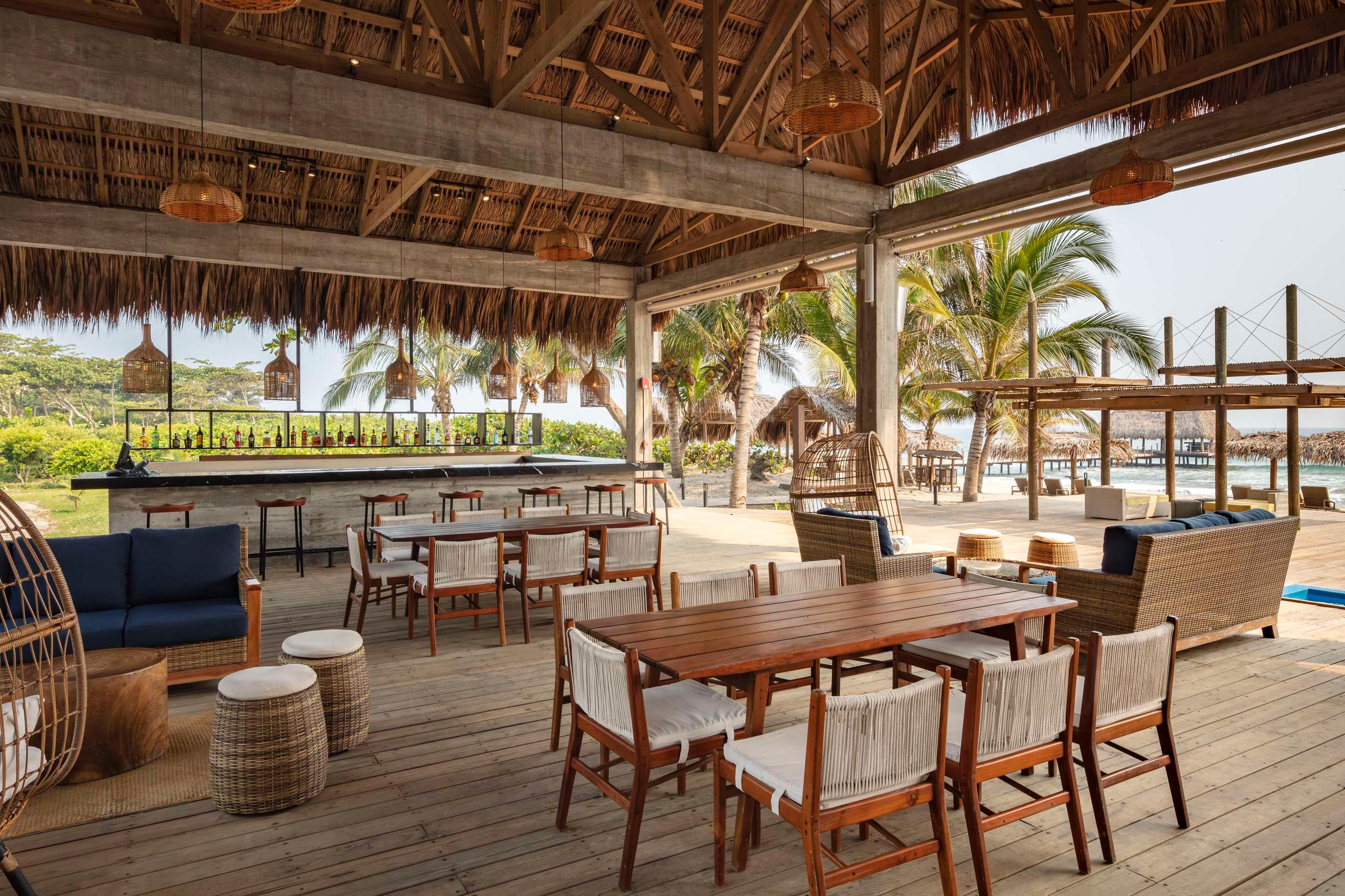 ice-2058707-108234605-805583 Indura Beach & Golf Resort Curio Collection By Hilton